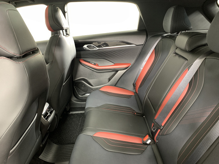 GEELY Coolray 1.5, 2023 года, Робот, СЕРЫЙ