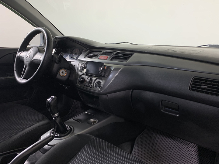 Mitsubishi Lancer 1.6, 2007 года, Механика, cеребристый