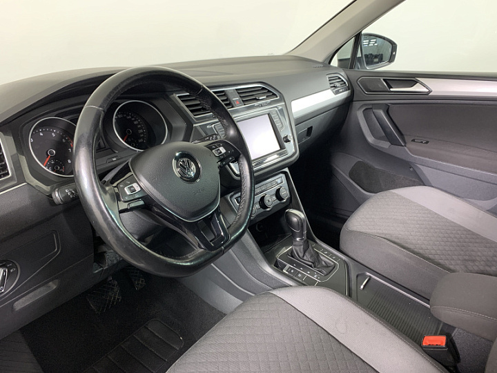 VOLKSWAGEN Tiguan 1.4, 2017 года, Робот, БЕЛЫЙ