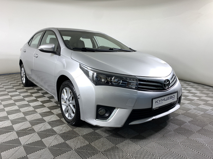 TOYOTA Corolla 1.5, 2013 года, Механика, Серебристый