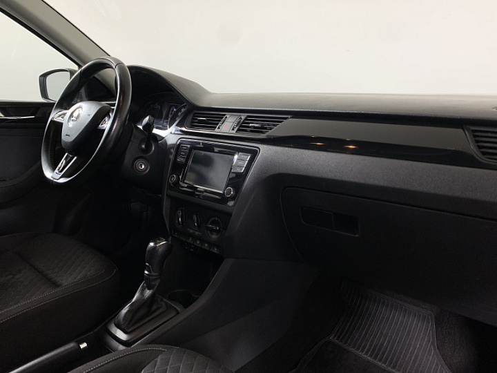 Skoda Rapid 1.6, 2017 года, Автоматическая, Коричневый