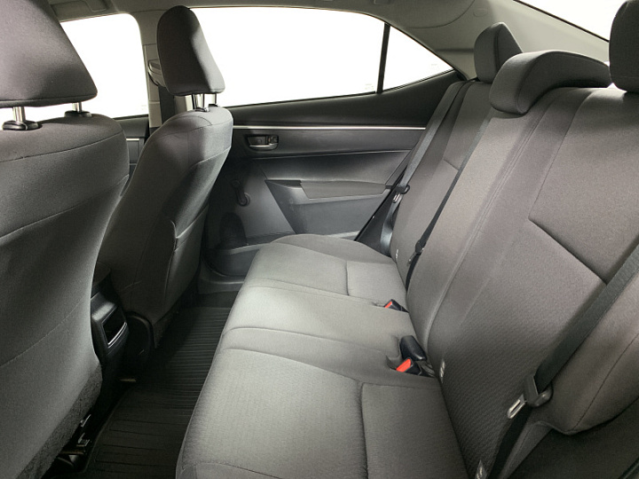 TOYOTA Corolla 1.6, 2016 года, Вариатор, ЧЕРНЫЙ