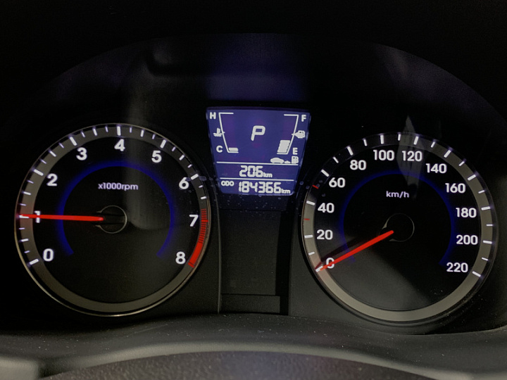 Hyundai Solaris 1.6, 2011 года, Автоматическая, ТЕМНО-СИНИЙ
