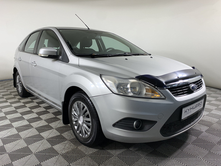Ford Focus 1.6, 2010 года, Автоматическая, Серебристый
