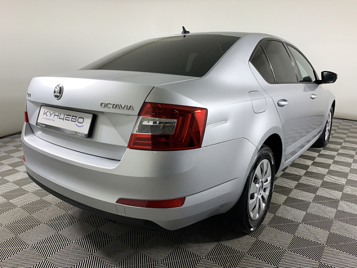 SKODA Octavia 1.4, 2016 года, Робот, Серебристый