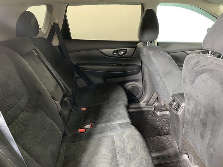 NISSAN X-Trail 2, 2017 года, Механика, ЧЕРНЫЙ