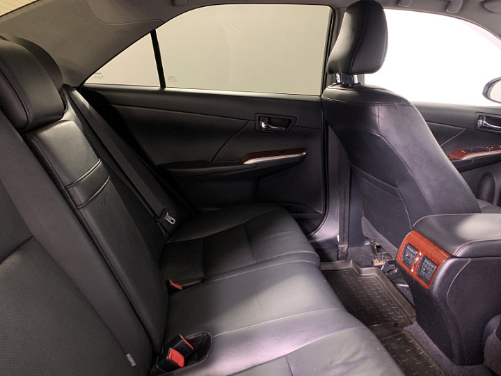 TOYOTA Camry 2.5, 2014 года, Автоматическая, Черный металлик