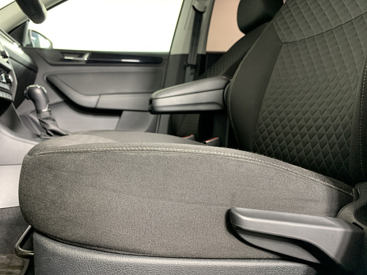 SKODA Rapid 1.4, 2018 года, Робот, БЕЛЫЙ