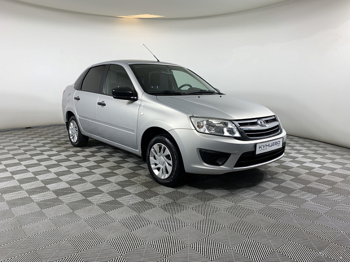 Lada Granta 1.6, 2017 года, Робот, Серебристый