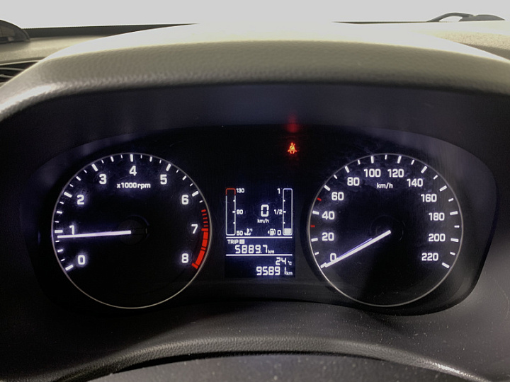Hyundai Creta 1.6, 2020 года, Механика, Серый
