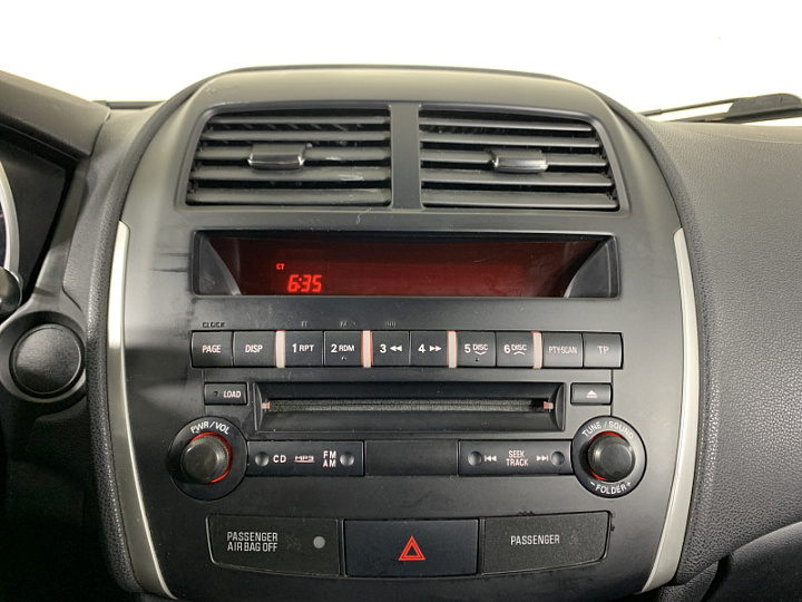 MITSUBISHI ASX 1.8, 2011 года, Вариатор, Серебристый