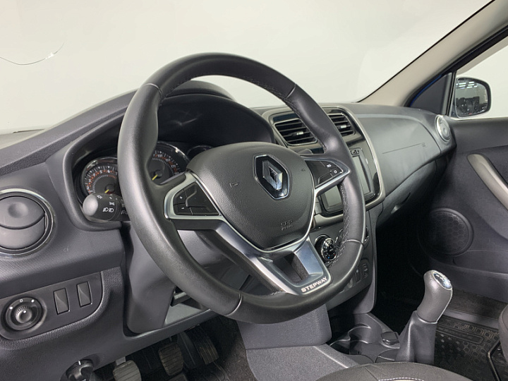 RENAULT Sandero 1.6, 2019 года, Механика, Светло-синий