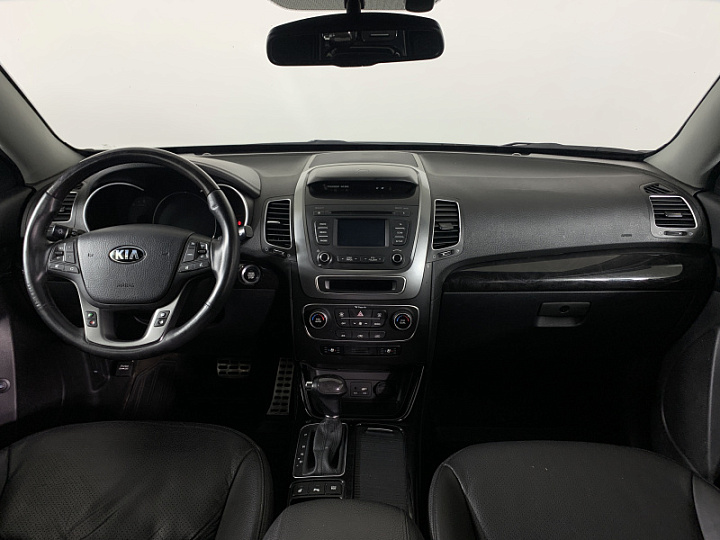 KIA Sorento 2.4, 2017 года, Автоматическая, БЕЛЫЙ