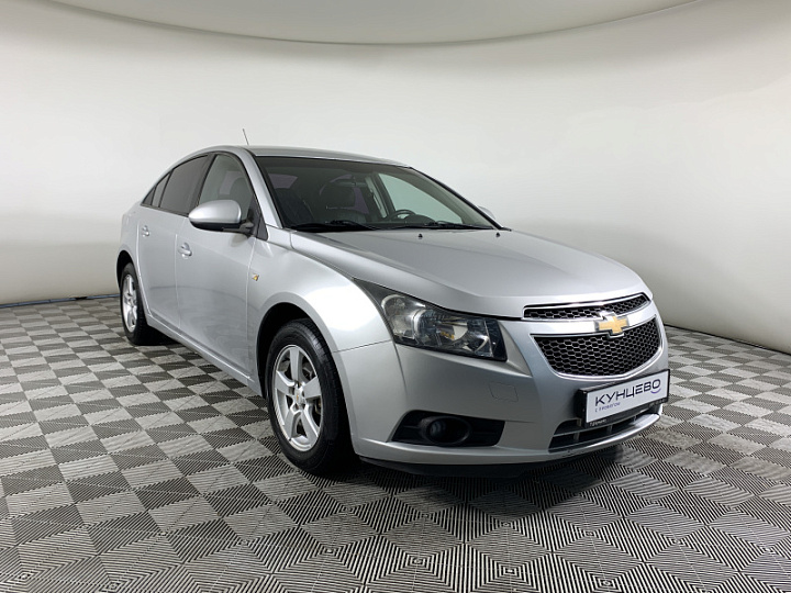 CHEVROLET Cruze 1.6, 2011 года, Автоматическая, Серебристый металлик