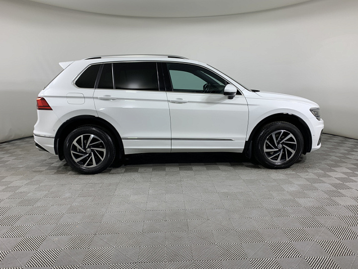 VOLKSWAGEN Tiguan 1.4, 2018 года, Робот, БЕЛЫЙ