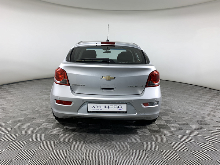 CHEVROLET Cruze 1.6, 2012 года, Механика, Серебристый металлик