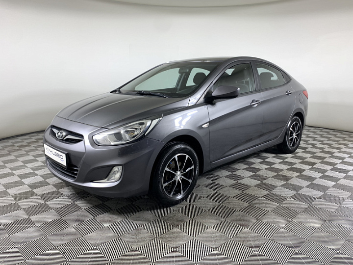 Hyundai Solaris 1.4, 2013 года, Автоматическая, Серый