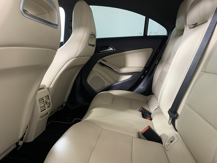 MERCEDES-BENZ CLA 2, 2015 года, Автоматическая, КРАСНЫЙ