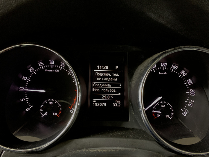 SKODA Yeti 2, 2014 года, Робот, ЗЕЛЕНЫЙ
