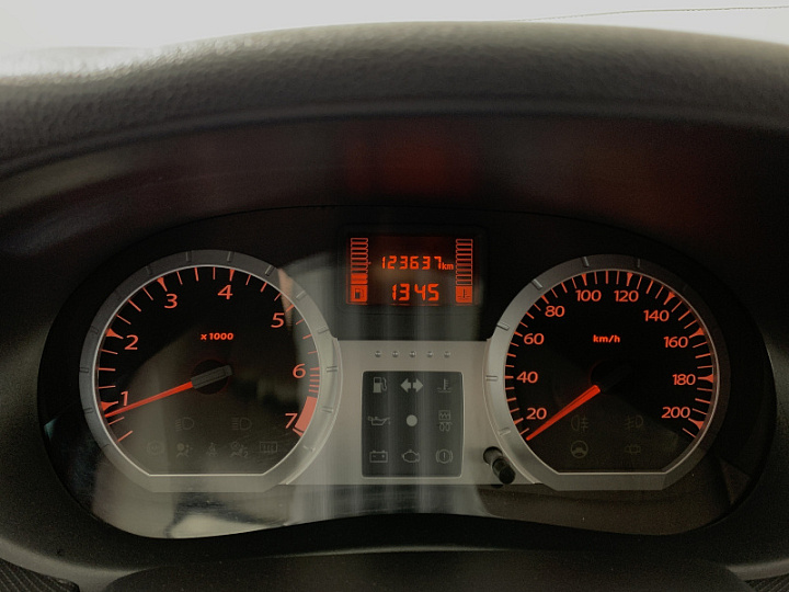 Lada Largus 1.6, 2018 года, Механика, БЕЛЫЙ