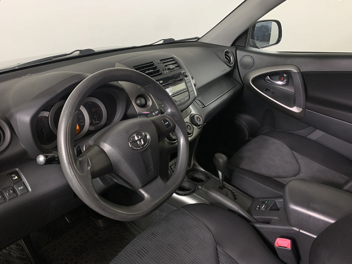 TOYOTA RAV4 2, 2010 года, Вариатор, ЧЕРНЫЙ