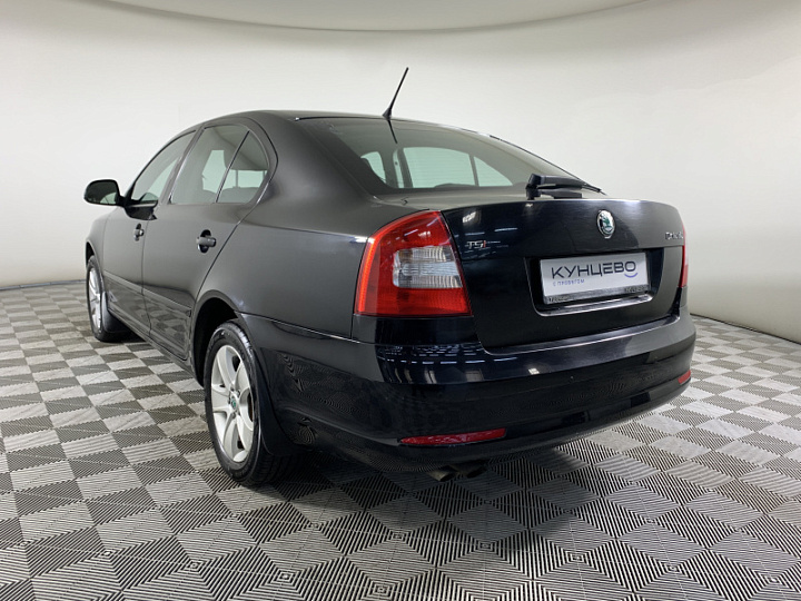 SKODA Octavia 1.8, 2013 года, Автоматическая, ЧЕРНЫЙ