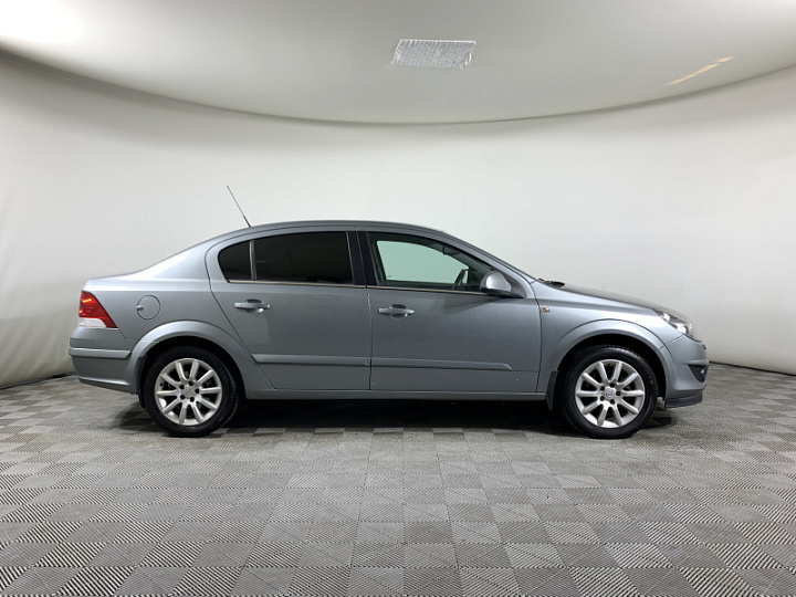 OPEL Astra 1.8, 2013 года, Автоматическая, СЕРЫЙ