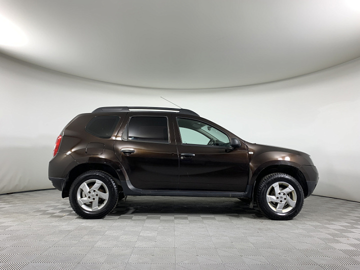 RENAULT Duster 1.6, 2014 года, Механика, Темно-Коричневый