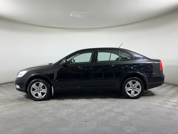 SKODA Octavia 1.8, 2013 года, Автоматическая, ЧЕРНЫЙ