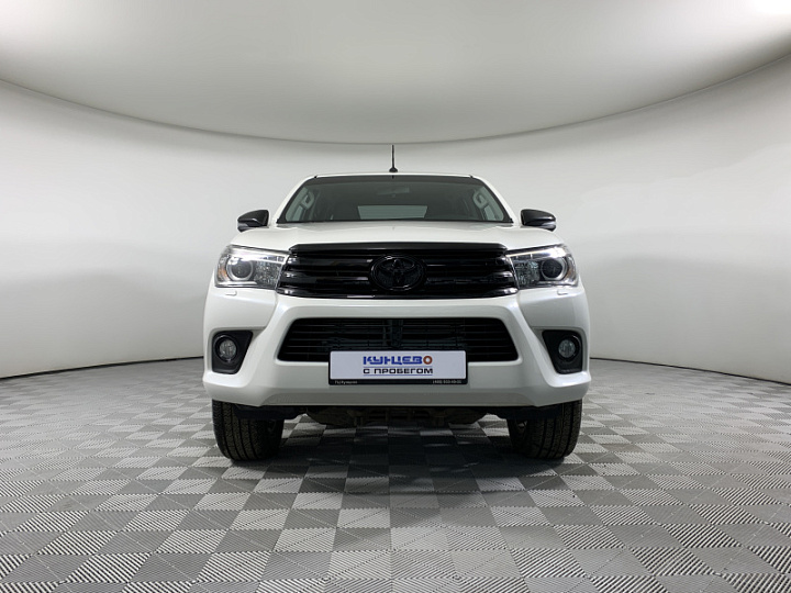 TOYOTA Hilux 2.8, 2018 года, Автоматическая, БЕЛЫЙ