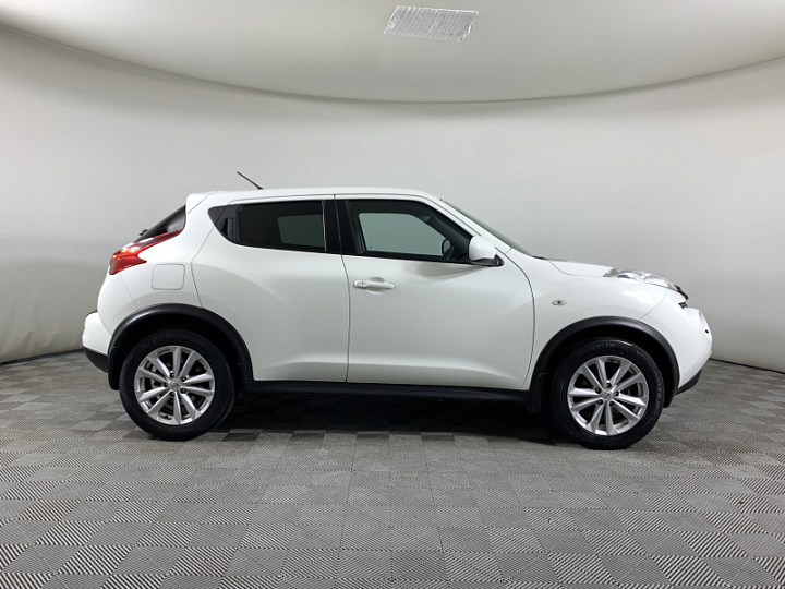 NISSAN Juke 1.6, 2012 года, Вариатор, БЕЛЫЙ