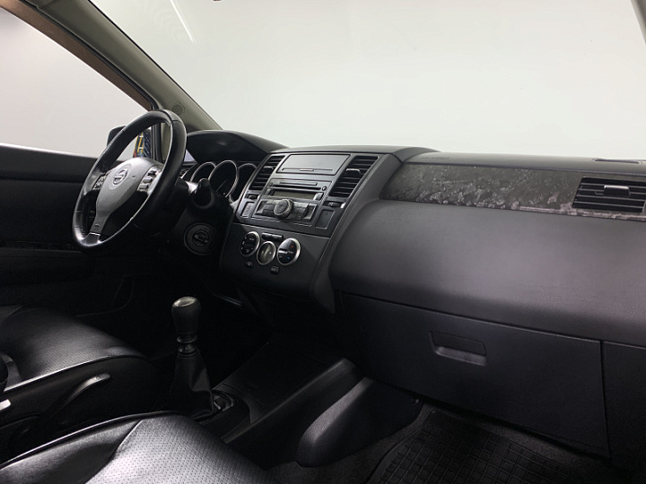NISSAN Tiida 1.8, 2008 года, Механика, ЧЕРНЫЙ