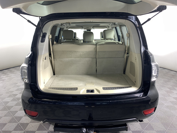 Nissan Patrol 5.6, 2010 года, Автоматическая, Черный