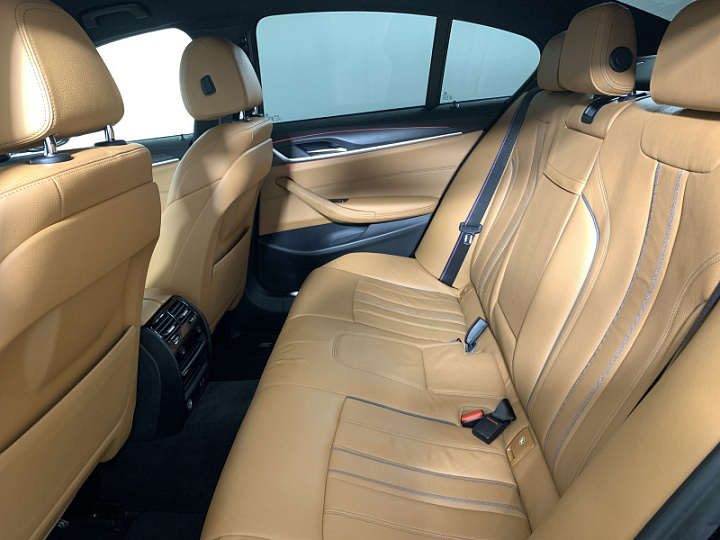 BMW 5 серии 3, 2021 года, Автоматическая, Черный