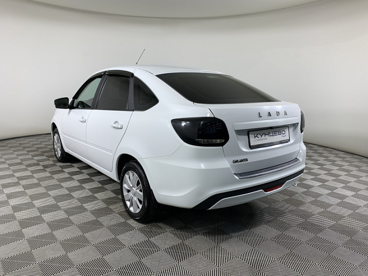 Lada Granta 1.6, 2023 года, Механика, БЕЛЫЙ