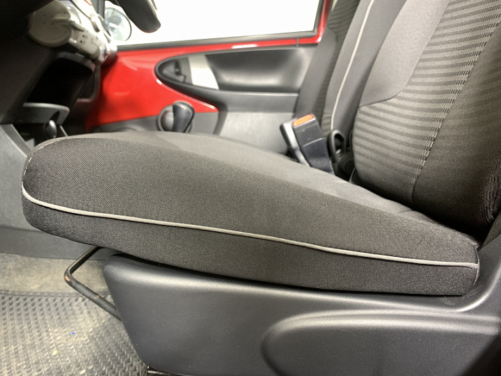 PEUGEOT 107 1, 2012 года, Робот, КРАСНЫЙ