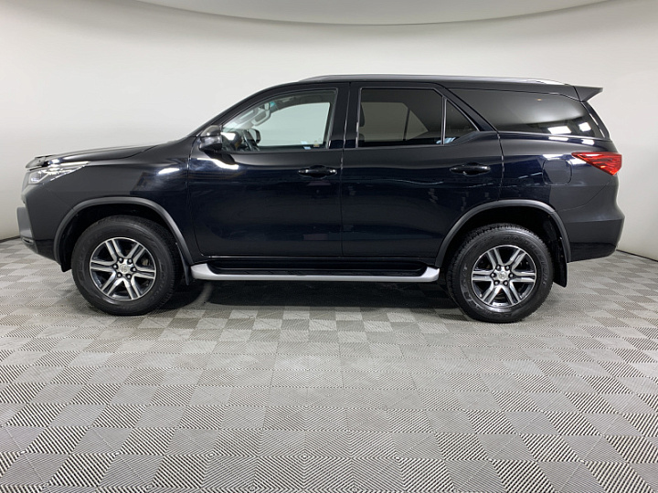 TOYOTA Fortuner 2.8, 2021 года, Автоматическая, ЧЕРНЫЙ