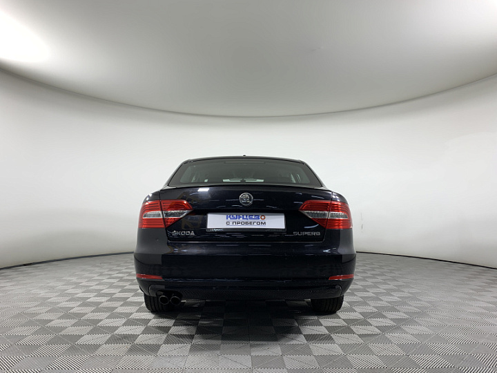 SKODA Superb 1.8, 2015 года, Робот, ЧЕРНЫЙ