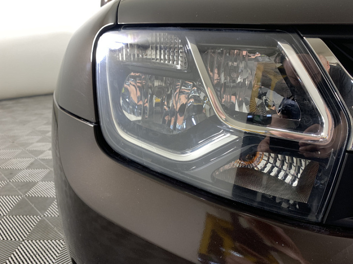 Renault Duster 1.6, 2015 года, Механика, Темно-Коричневый
