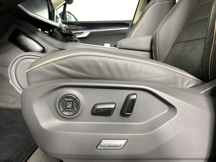 VOLKSWAGEN Touareg 2, 2020 года, Автоматическая, ЧЕРНЫЙ