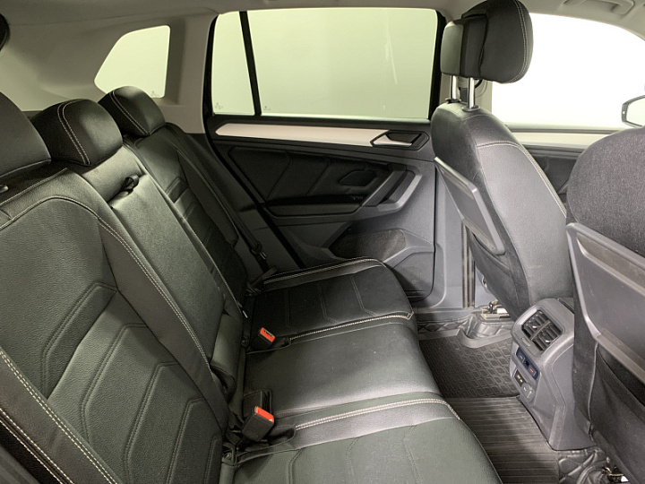 VOLKSWAGEN Tiguan 1.4, 2019 года, Робот, ЧЕРНЫЙ