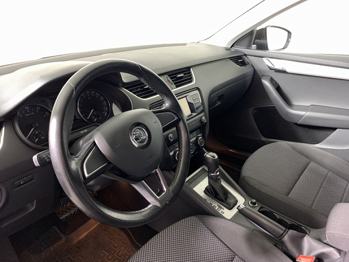 SKODA Octavia 1.6, 2016 года, Автоматическая, КОРИЧНЕВЫЙ