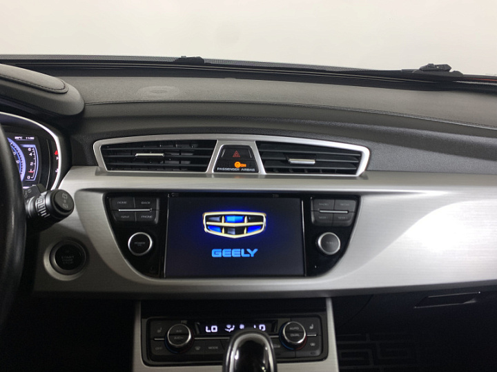Geely Atlas 2.4, 2018 года, Автоматическая, Черный