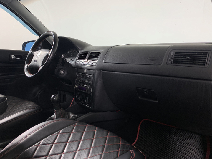 VOLKSWAGEN Golf 1.6, 1998 года, Механика, ТЕМНО-СИНИЙ