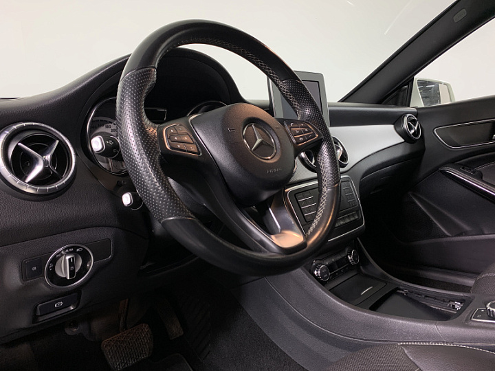 MERCEDES-BENZ CLA 1.6, 2015 года, Автоматическая, БЕЛЫЙ
