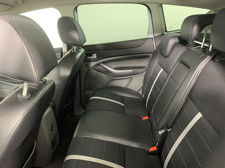 FORD Kuga 2.5, 2012 года, Автоматическая, Серебристый