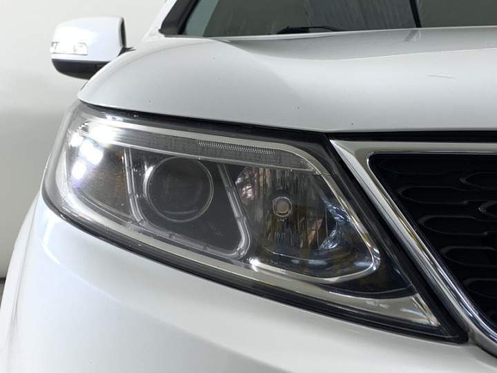 KIA Sorento 2.2, 2015 года, Автоматическая, БЕЛЫЙ