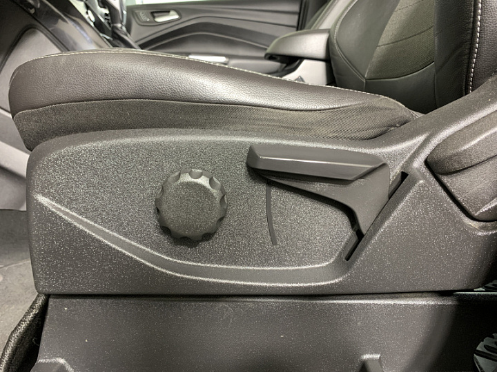 FORD Kuga 2, 2014 года, Робот, ЧЕРНЫЙ