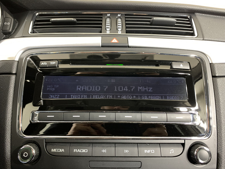 Skoda Superb 1.8, 2015 года, Автоматическая, Белый