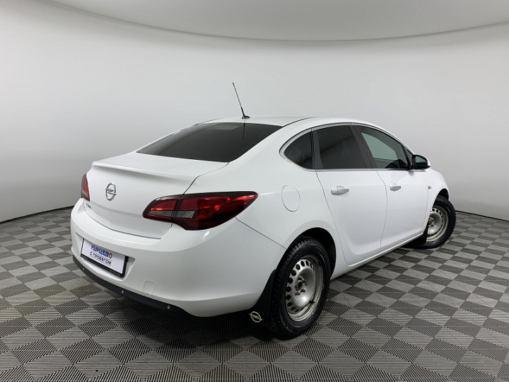 OPEL Astra 1.6, 2012 года, Механика, БЕЛЫЙ